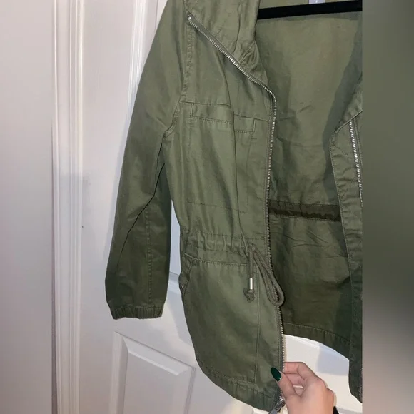 Olive Green Old Navy Jacket - Picture 6 of 8
